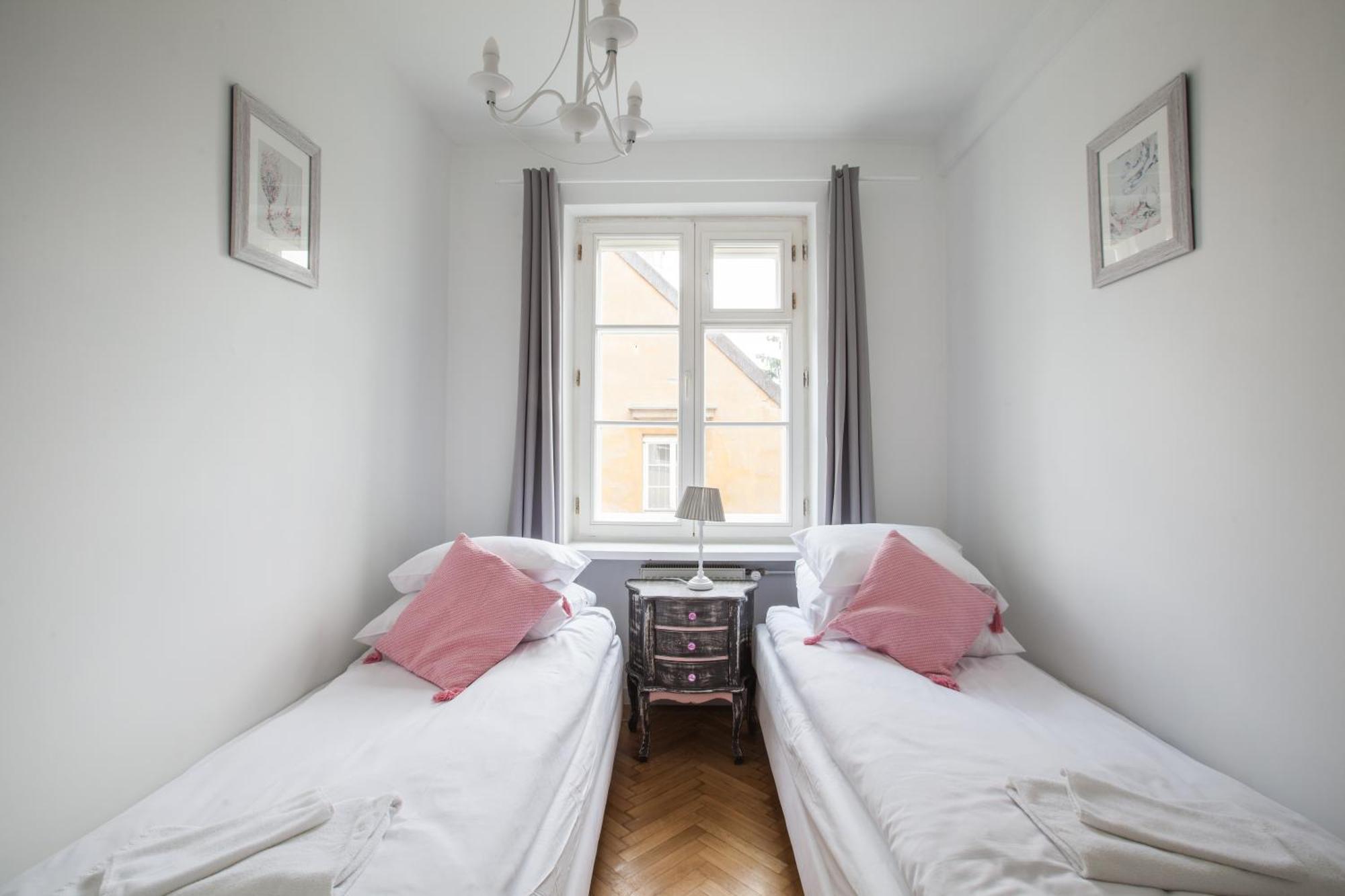 Ego Apartments Old Town II Warszawa Rum bild
